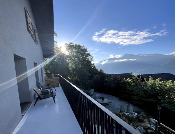 Lever de soleil sur le balcon